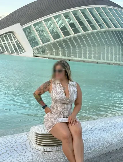 Mira, 32