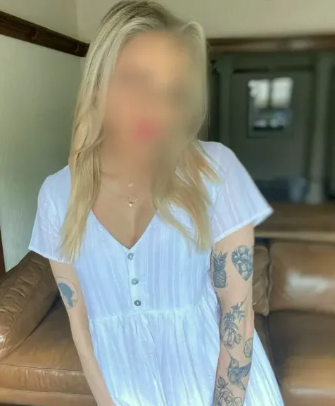 Sarah, 40