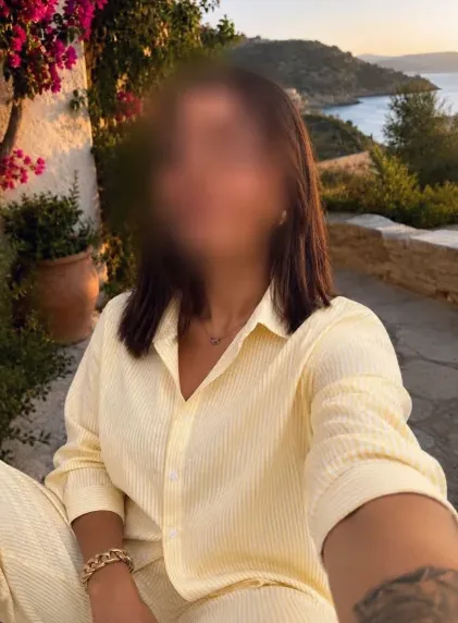 Theresa, 23
